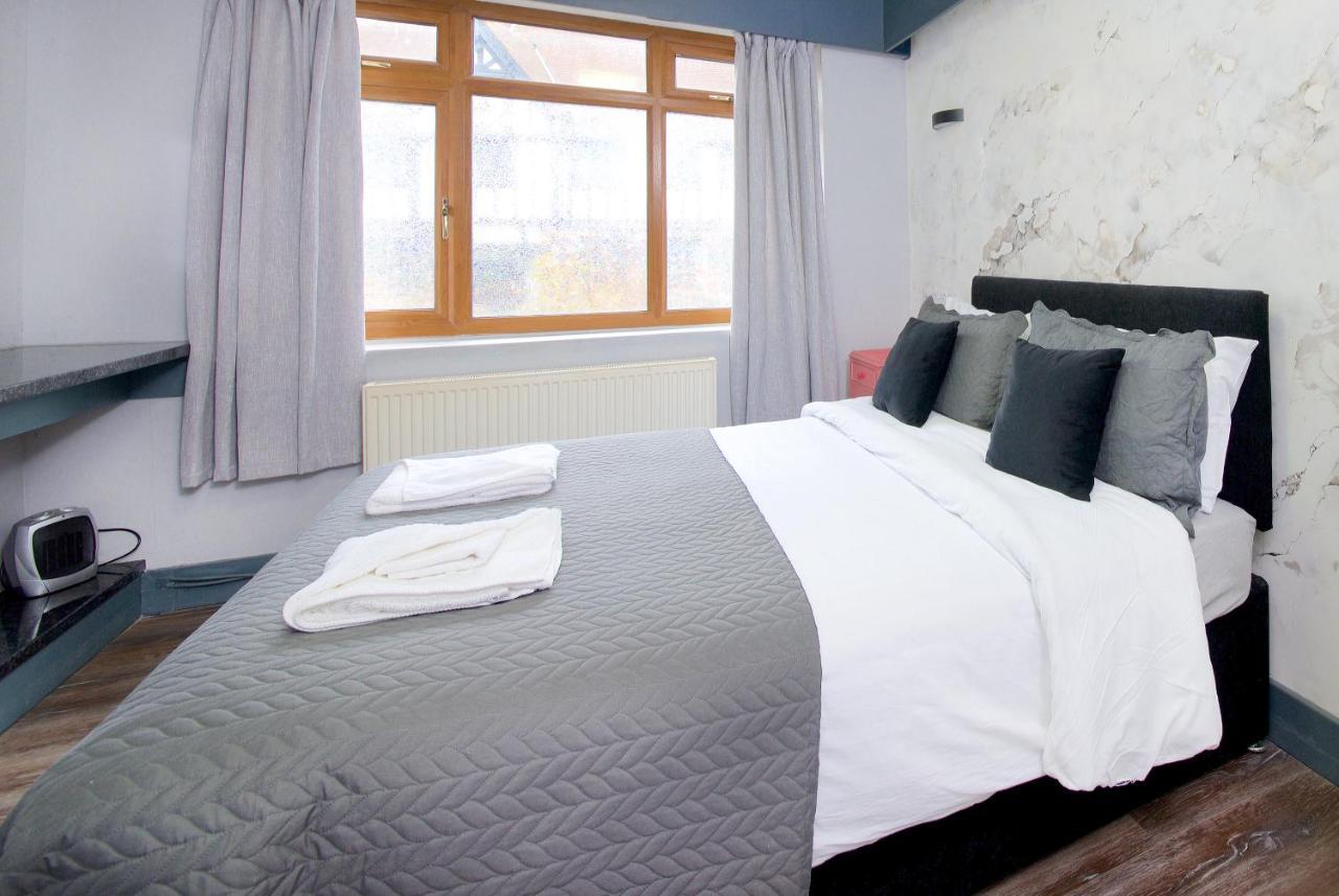 Ideal Abode Abbots 4 En-Suite Chester Exterior photo